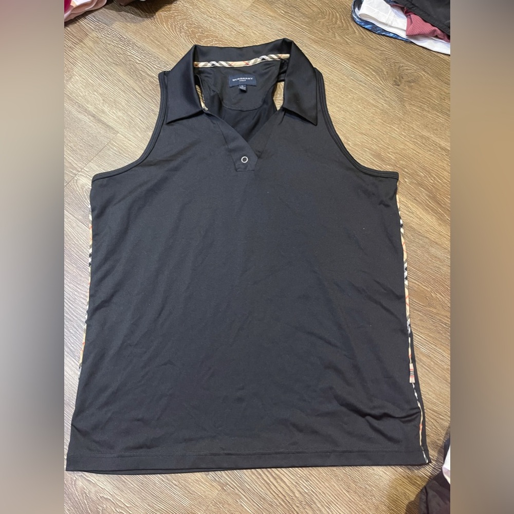 Burberry golf shirts women’s in excellent condition size L
